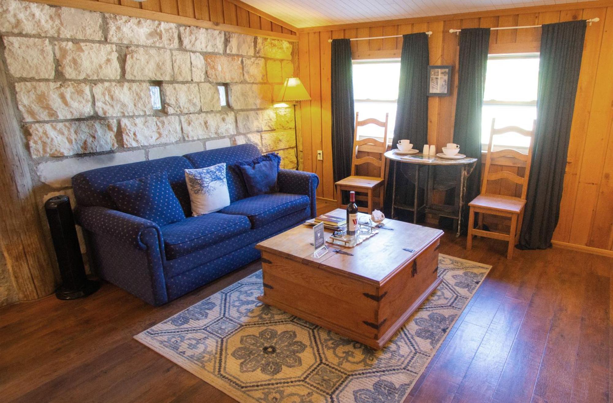 A Barn At The Quarry Bed & Breakfast Fredericksburg Luaran gambar