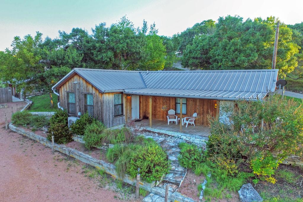 A Barn At The Quarry Bed & Breakfast Fredericksburg Luaran gambar